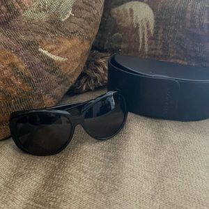 Authentic Vera Wang sung glasses used twice